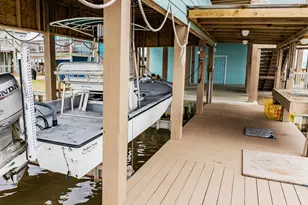 619 Private Rd 675, Sargent, TX 77414 - Photo 36