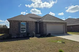 1115 Little Cypress Loop, Orange, TX 77632 - Photo 2