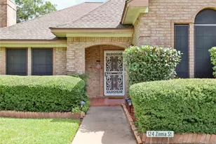 124 Zinnia St, Lake Jackson, TX 77566 - Photo 4