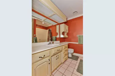 124 Zinnia Street, Lake Jackson, TX 77566 - Photo 24