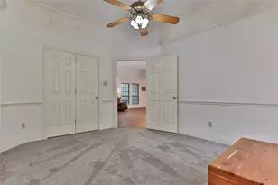 124 Zinnia St, Lake Jackson, TX 77566 - Photo 14