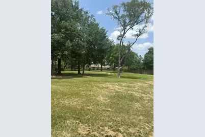 13055 Point Aquarius, Willis, TX 77318 - Photo 4