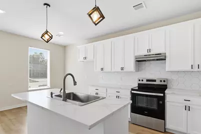 13818 White Heather Drive, Houston, TX 77045 - Photo 6