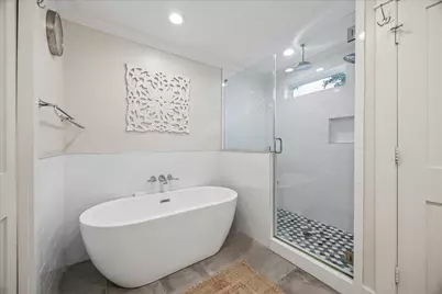 559 Rancho Bauer Drive, Houston, TX 77079 - Photo 18