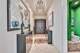 801 E Beach Dr, Galveston, TX 77550 - Photo 4