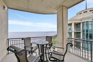801 E Beach Dr, Galveston, TX 77550 - Photo 22
