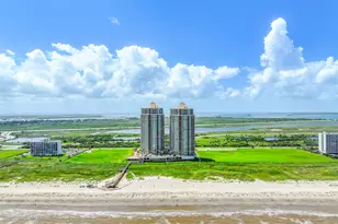 801 E Beach Dr, Galveston, TX 77550 - Photo 42