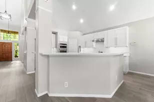 170 Linton Downs Pl, The Woodlands, TX 77382 - Photo 12