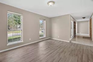 27210 Jimmy Ln, Conroe, TX 77385 - Photo 6