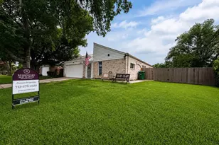 6402 Ludington Dr, Houston, TX 77035 - Photo 2