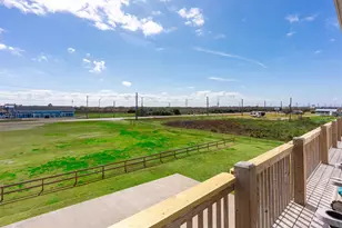 1009 N Monkhouse Dr, Crystal Beach, TX 77650 - Photo 8