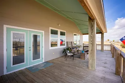 1009 N Monkhouse Drive, Port Bolivar, TX 77650 - Photo 6