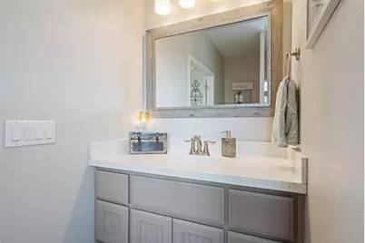 1009 N Monkhouse Drive, Crystal Beach, TX 77650 - Photo 28