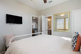1009 N Monkhouse Dr, Crystal Beach, TX 77650 - Photo 36