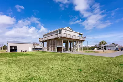 1009 N Monkhouse Drive, Crystal Beach, TX 77650 - Photo 48