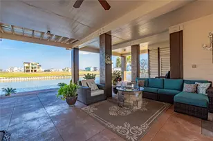 26 Half Moon, Hitchcock, TX 77563 - Photo 8