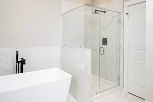 417 Stonework Oaks Ln, Houston, TX 77076 - Photo 18