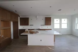 12023 Old Fashion Cir, Mont Belvieu, TX 77535 - Photo 4
