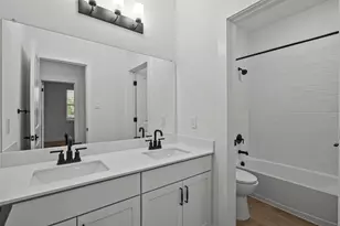 12023 Old Fashion Cir, Mont Belvieu, TX 77535 - Photo 18