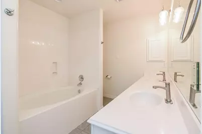 13646 Garden Grove Ct, Houston, TX 77082 - Photo 16