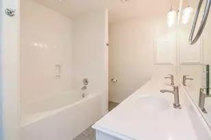 13646 Garden Grove Ct, Houston, TX 77082 - Photo 16