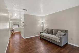 1400 Summit St, College Station, TX 77845 - Photo 4