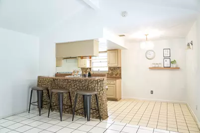 11819 S Ridgewood Circle, Houston, TX 77071 - Photo 12