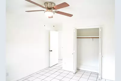 11819 S Ridgewood Circle, Houston, TX 77071 - Photo 18