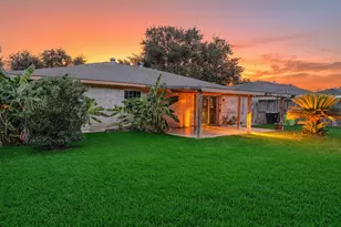 11819 S Ridgewood Cir, Houston, TX 77071 - Photo 8