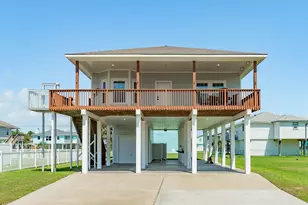 4011 Hardin, Galveston, TX 77554 - Photo 1