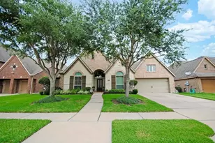 13615 Becket Bluff Ct, Pearland, TX 77584 - Photo 1