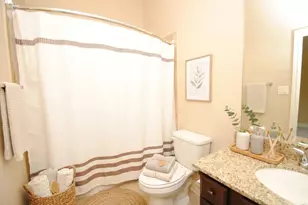 13615 Becket Bluff Ct, Pearland, TX 77584 - Photo 32