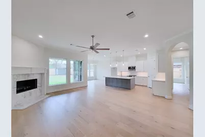 10308 Lakewood Drive, Conroe, TX 77385 - Photo 6