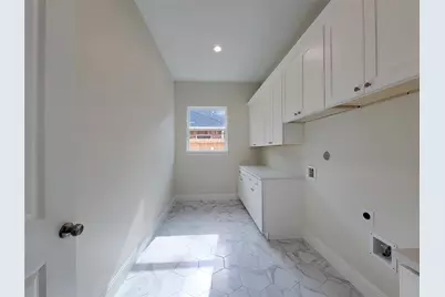 10308 Lakewood Drive, Conroe, TX 77385 - Photo 24