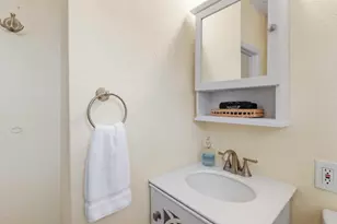 3905 Avenue L, Galveston, TX 77550 - Photo 18