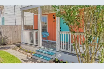 3905 Avenue L, Galveston, TX 77550 - Photo 2