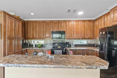 5426 Highway 90, Madisonville, TX 77864 - Photo 12