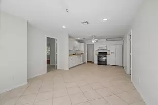 413 Farrer St, Angleton, TX 77515 - Photo 18