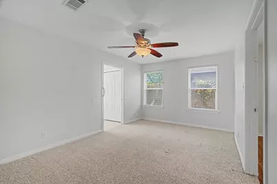 413 Farrer Street, Angleton, TX 77515 - Photo 30
