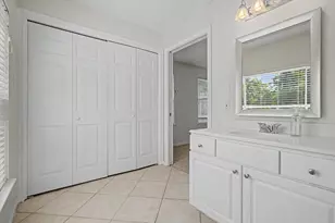 413 Farrer St, Angleton, TX 77515 - Photo 26