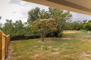 811 Matchett, Brenham, TX 77833 - Photo 12