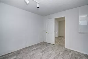 5311 Sweetwind Ln, Spring, TX 77373 - Photo 14