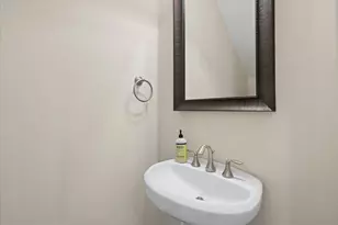 814 W 26th St, Houston, TX 77008 - Photo 24