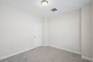 814 W 26th St, Houston, TX 77008 - Photo 6