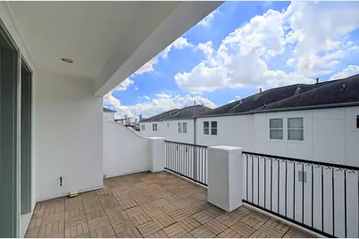 1110 Thompson Street, Houston, TX 77007 - Photo 2