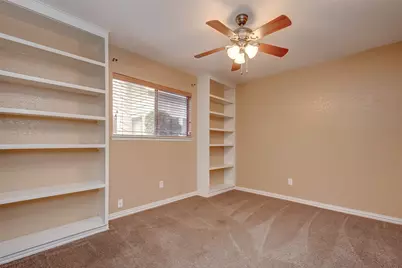 6030 Gallant Forest Drive, Houston, TX 77088 - Photo 30