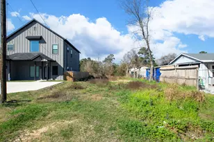 7819 Joy St, Houston, TX 77028 - Photo 14