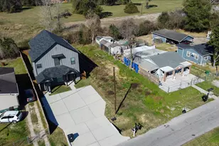 7819 Joy St, Houston, TX 77028 - Photo 2