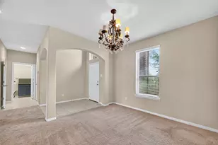 334 Kendall Crest Dr, Alvin, TX 77511 - Photo 8