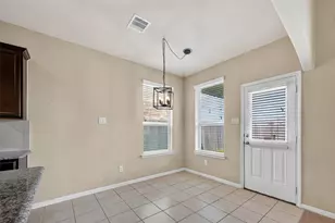 334 Kendall Crest Dr, Alvin, TX 77511 - Photo 14